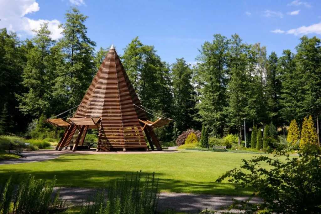 Ogród botaniczny z minizoo